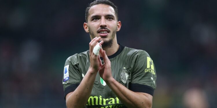 Foto Spada/LaPresse 22 ottobre 2022 - Milano , Italia - sport, calcio - Milan vs Monza Campionato italiano di calcio Serie A TIM 2022/2023 - Stadio San Siro. Nella foto: Ismael Bennacer (A.c. Milan); October 22 , 2022 Milan , Italy - sport, calcio - Milan vs Monza - Serie A Football Championship 2022/2023 - San Siro Stadium . In the pic: Ismael Bennacer (A.c. Milan); - Photo by Icon sport