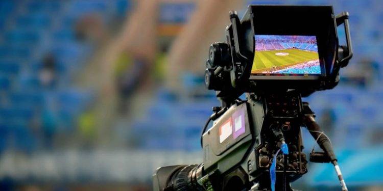 كاميرا التلفزيون