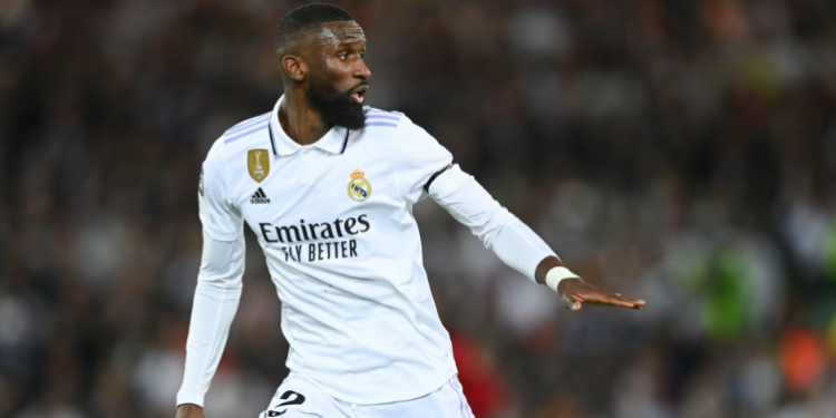 مدافع ريال مدريد