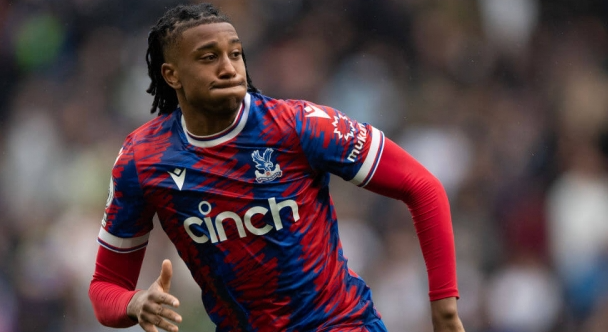 مايكل أوليز