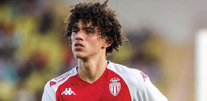 مغناس أكيلوش