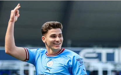 جوليان ألفاريز