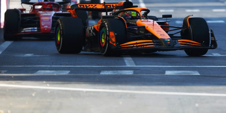 BAKU, AZERBAIJAN - SEPTEMBER 15: Oscar Piastri of Australia driving the (81) McLaren MCL38 Mercedes leads Charles Leclerc of Monaco driving the (16) Ferrari SF-24 during the F1 Grand Prix of Azerbaijan at Baku City Circuit on September 15, 2024 in Baku, Azerbaijan. (Photo by Joe Portlock - Formula 1/Formula 1 via Getty Images)