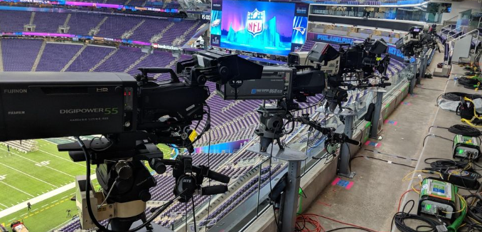 كاميرات نقل المباريات