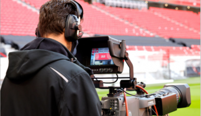 كاميرا نقل المباريات