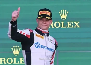 الإستوني بول آرون