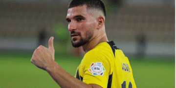 حسام عوار