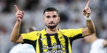 حسام عوار